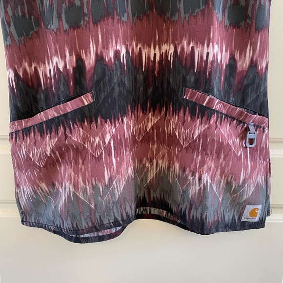 Carhartt Force Cross-Flex Modern Fit Chevron Aztec Scrub Top - Picture 5 of 11